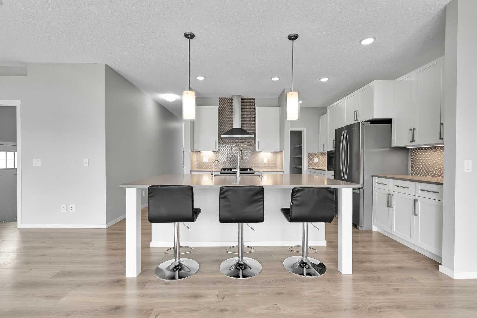 300 Walgrove Boulevard SE