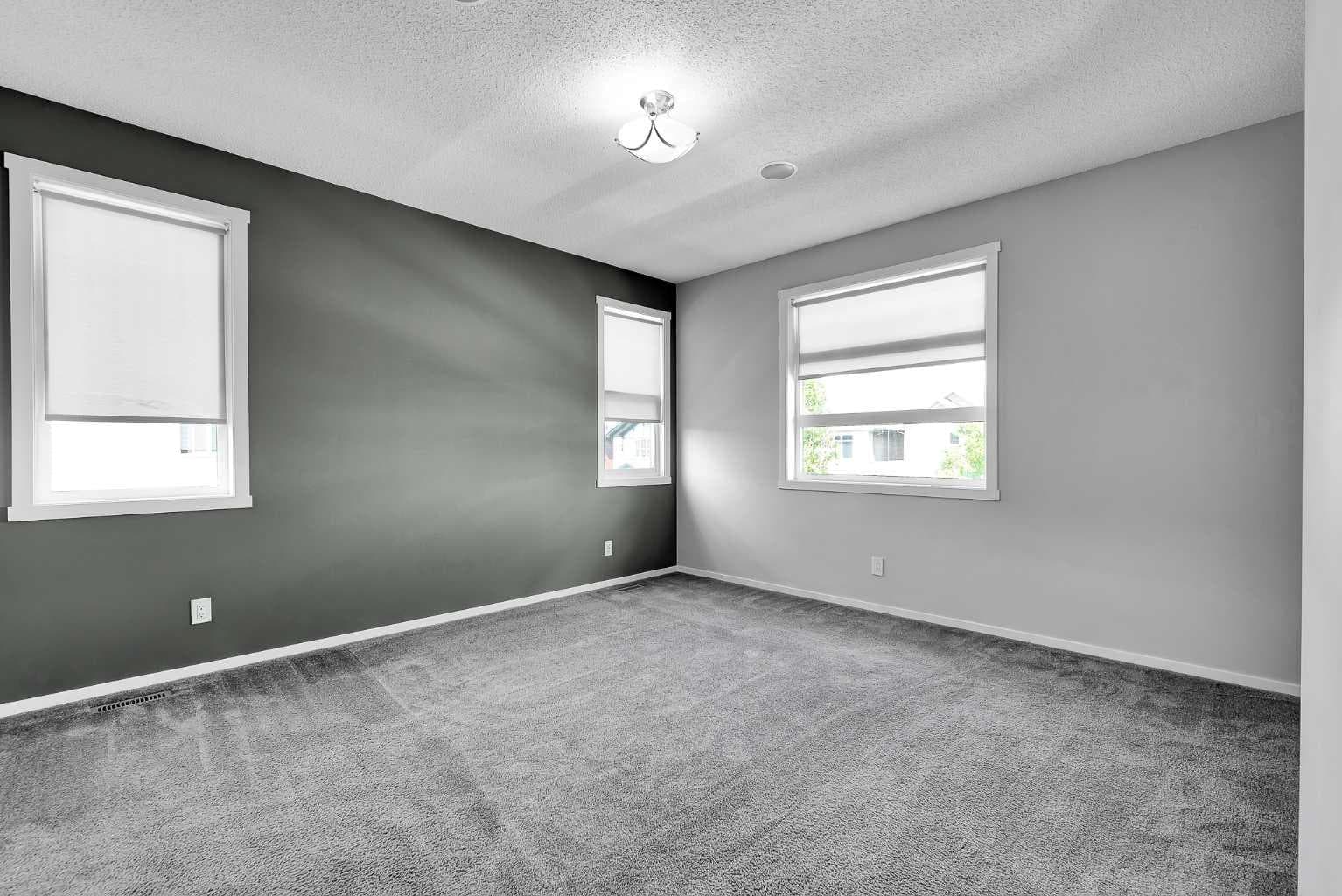 300 Walgrove Boulevard SE