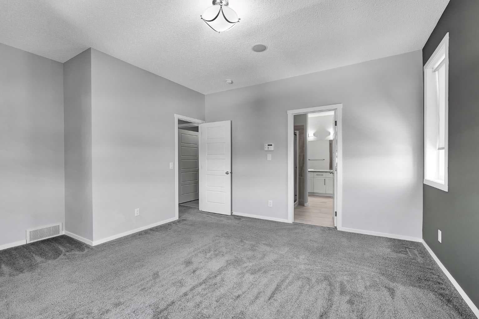 300 Walgrove Boulevard SE