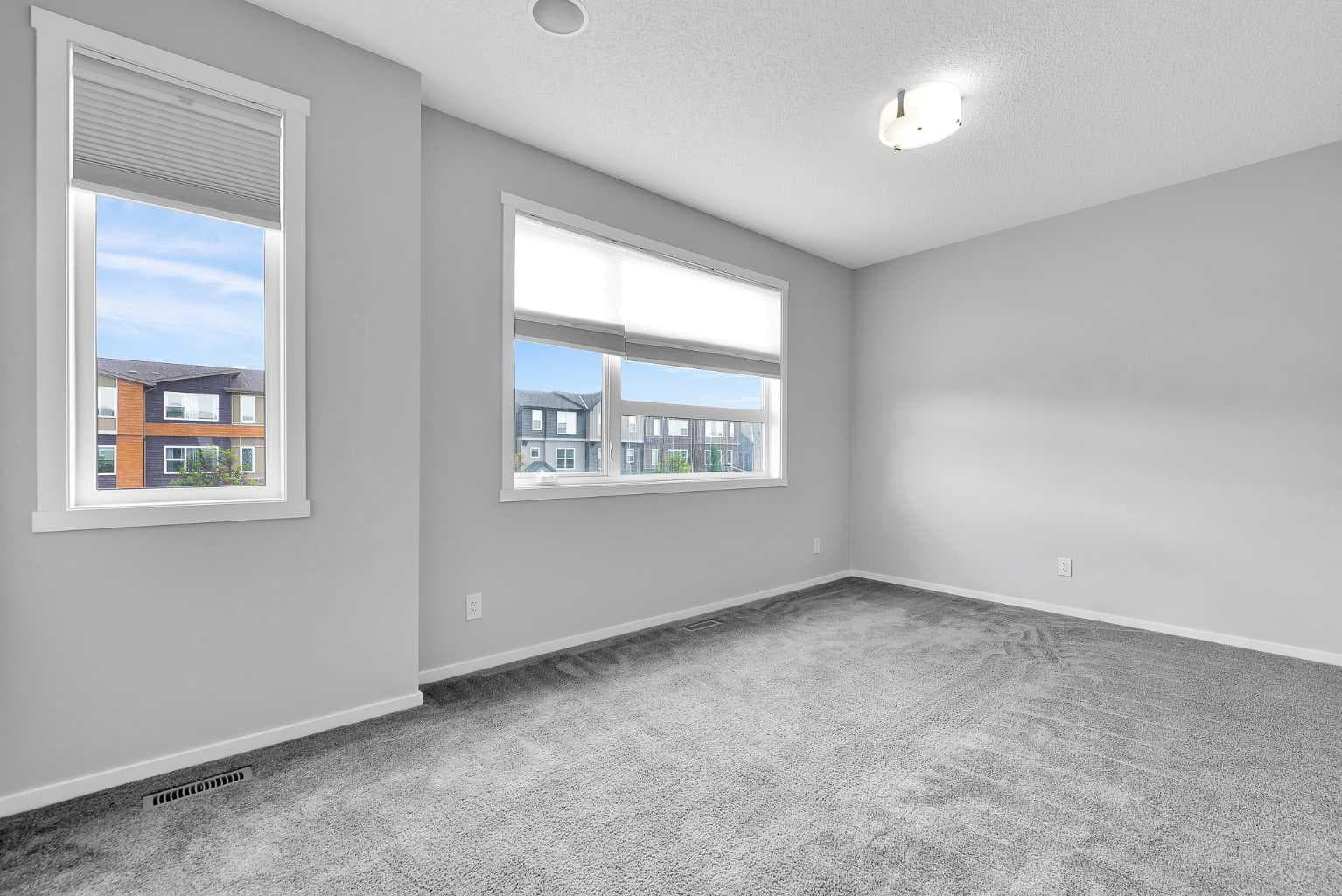 300 Walgrove Boulevard SE