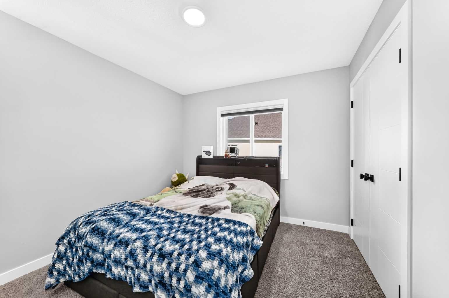 263 Chelsea Heath 