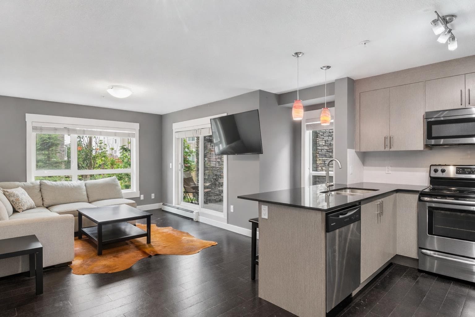 3115, 240 Skyview Ranch Road NE