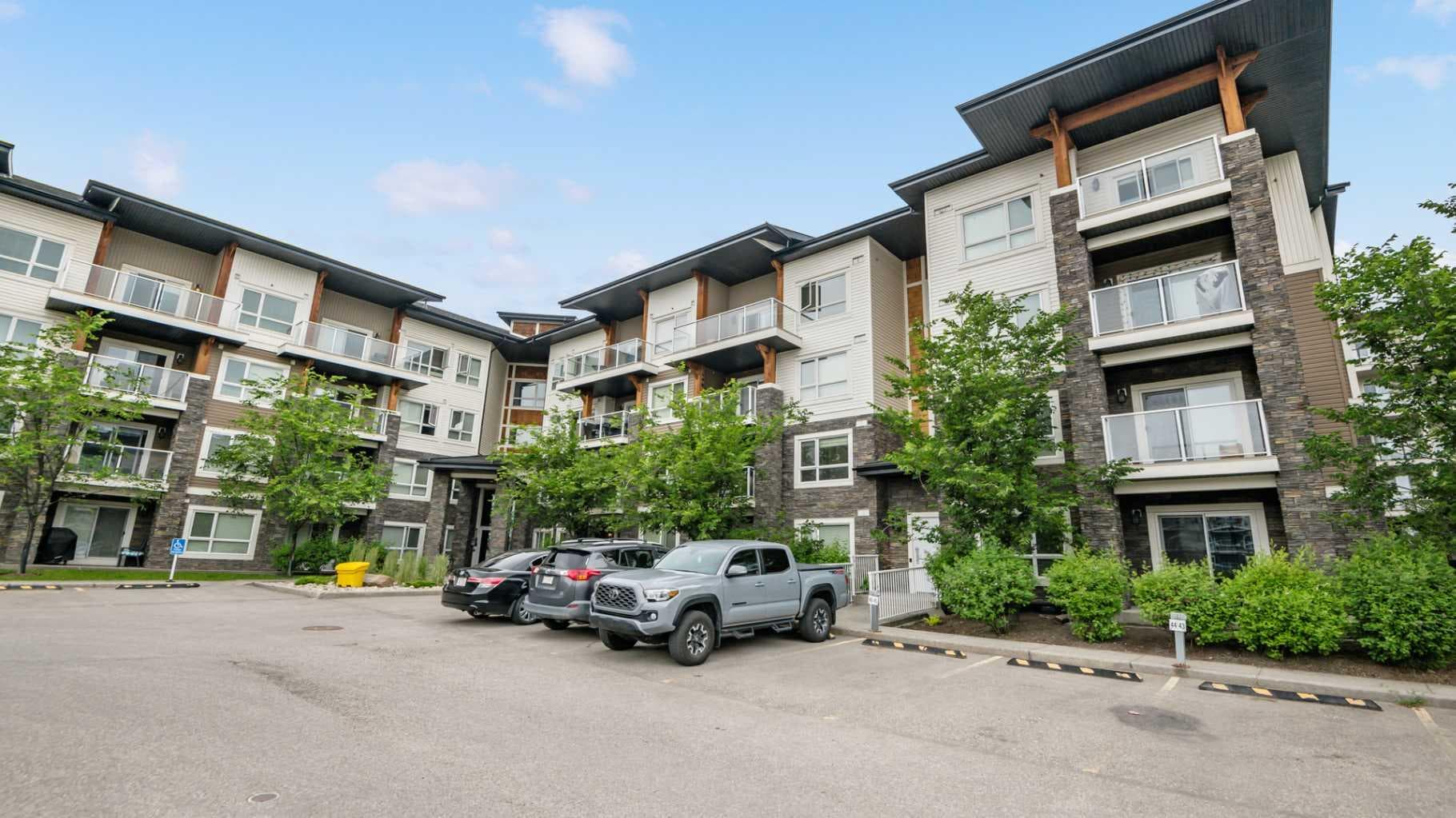 3115, 240 Skyview Ranch Road NE