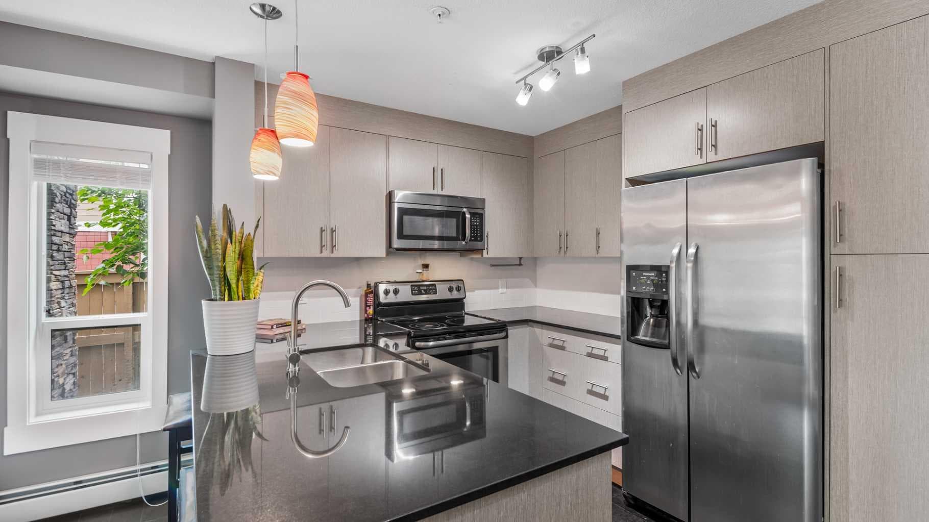 3115, 240 Skyview Ranch Road NE