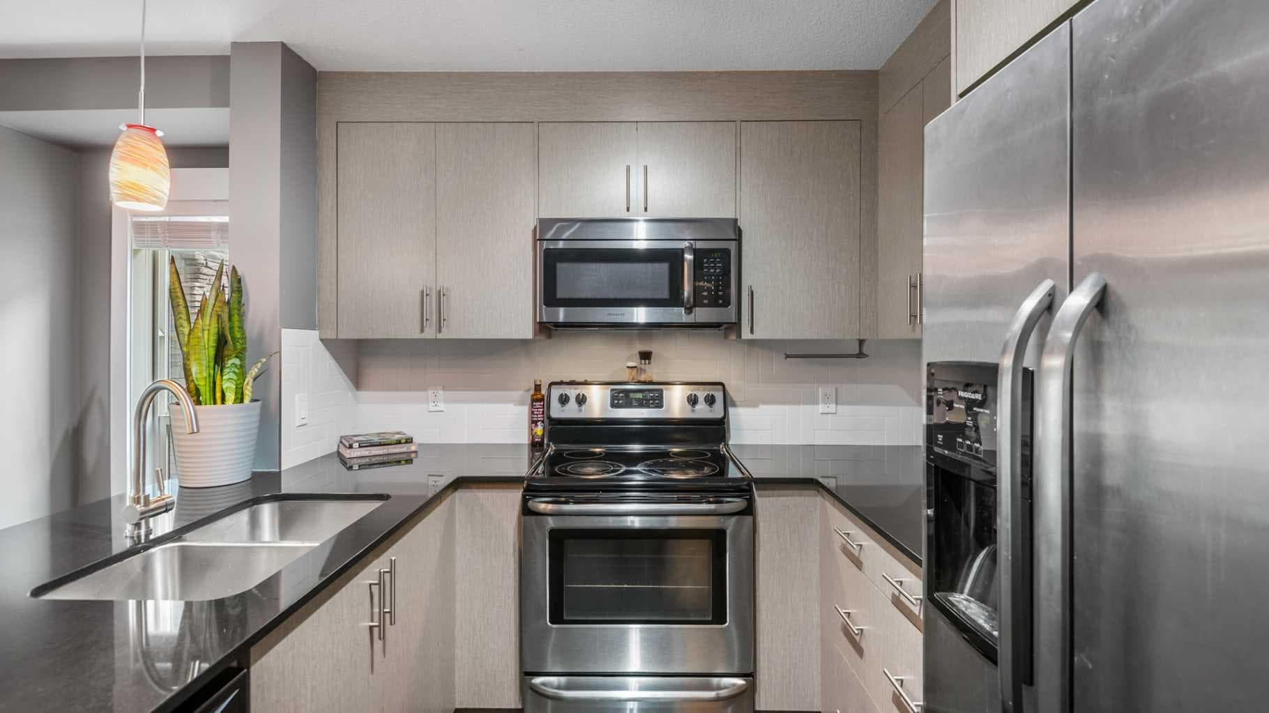 3115, 240 Skyview Ranch Road NE