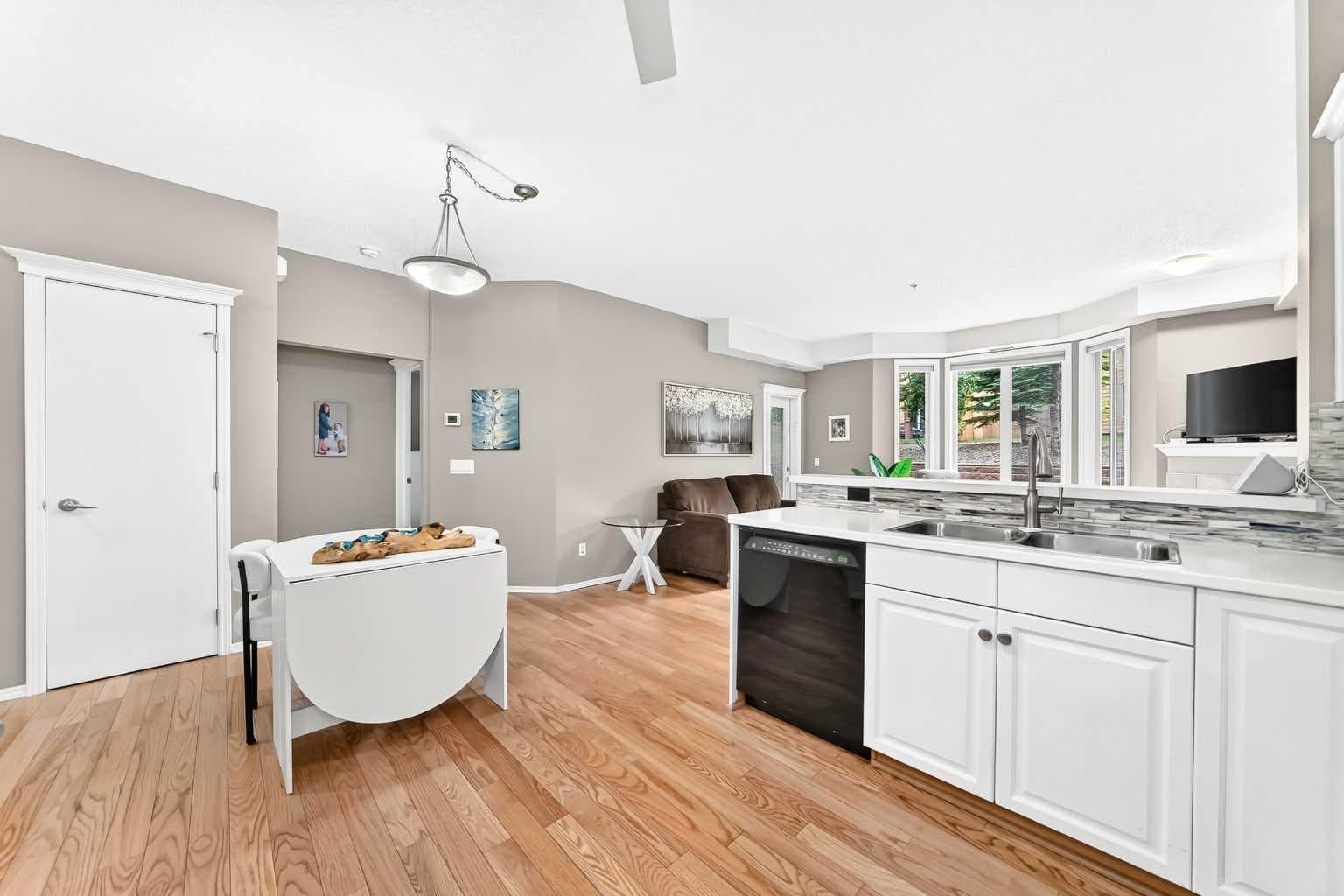161, 15 Everstone Drive SW