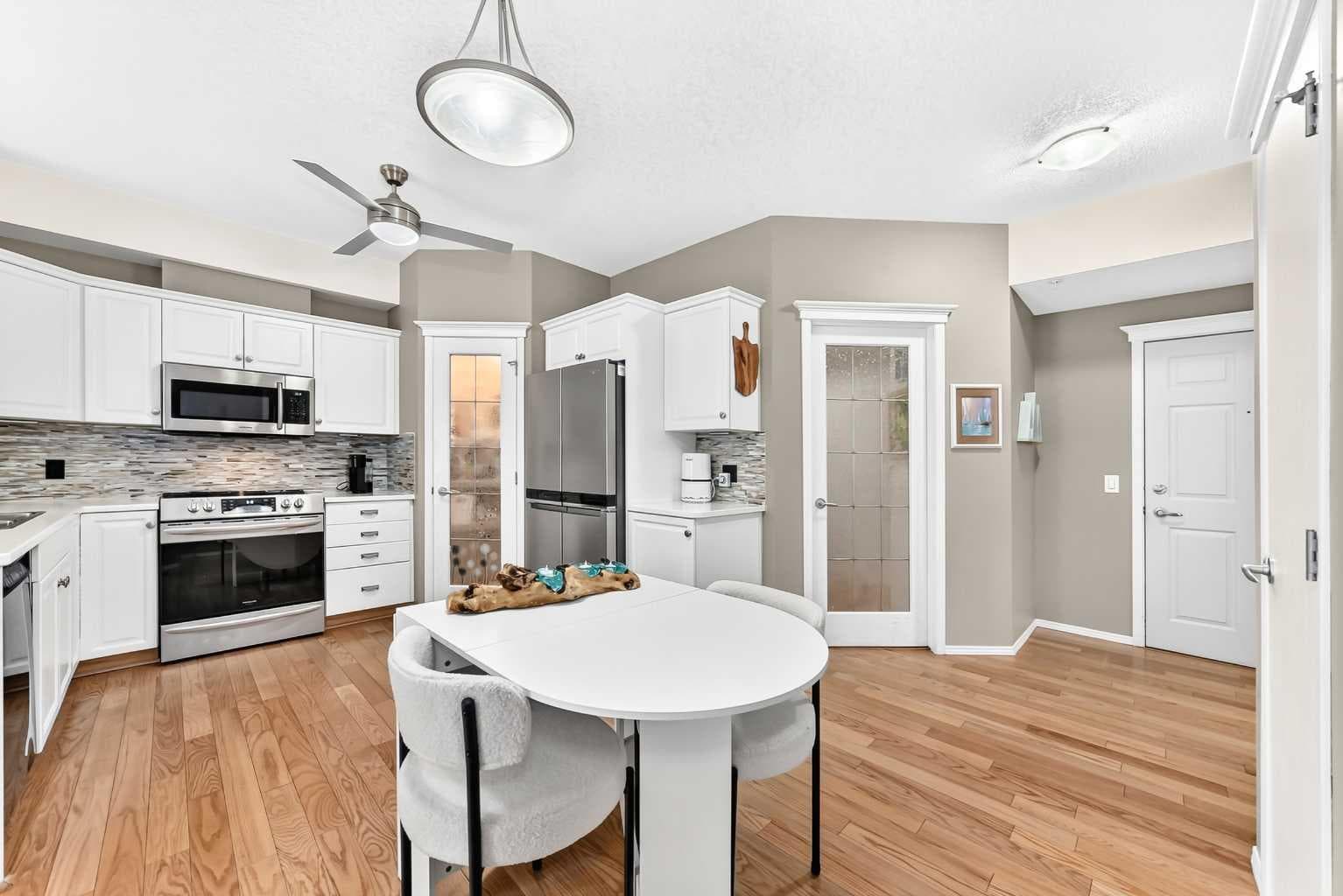 161, 15 Everstone Drive SW