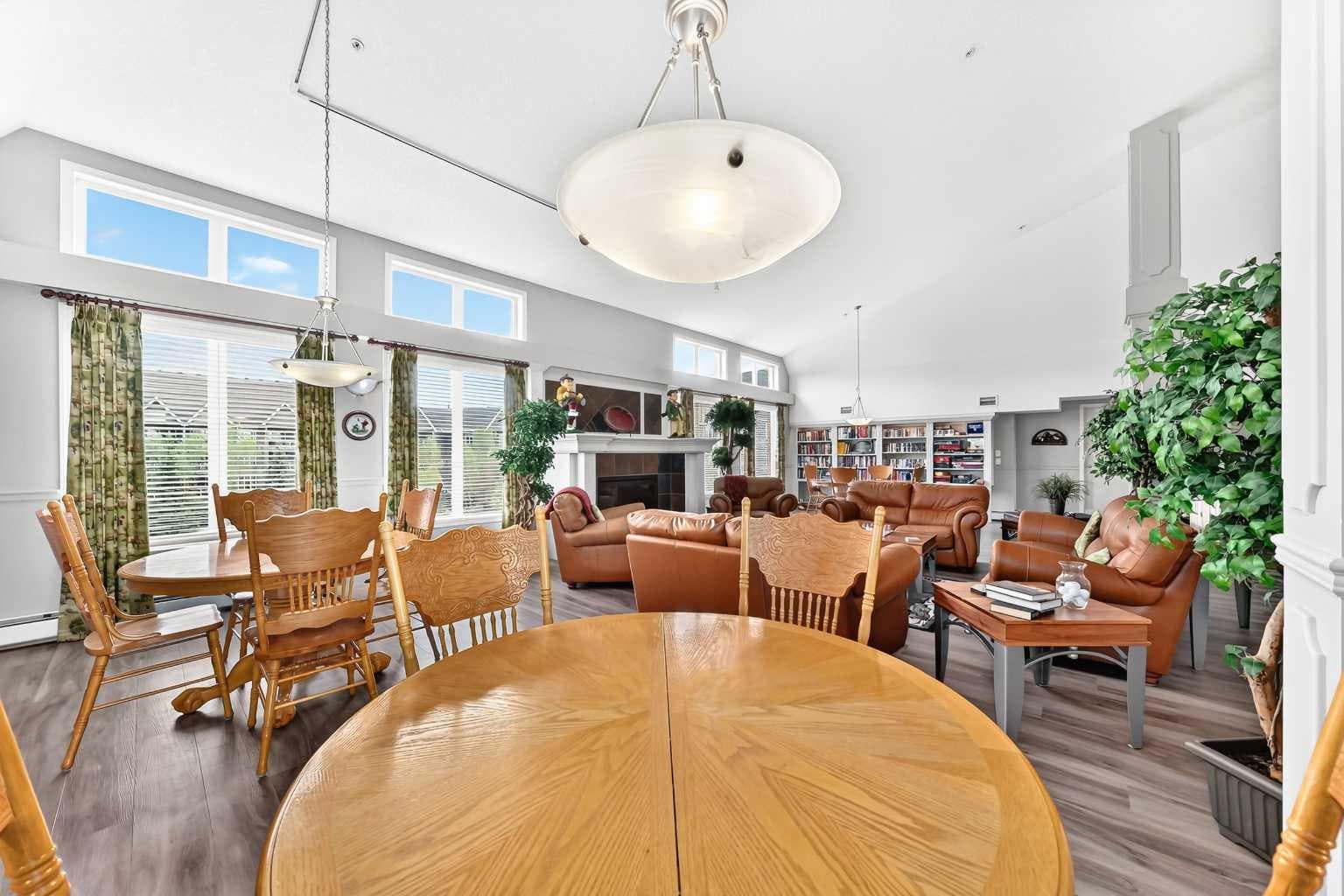 161, 15 Everstone Drive SW