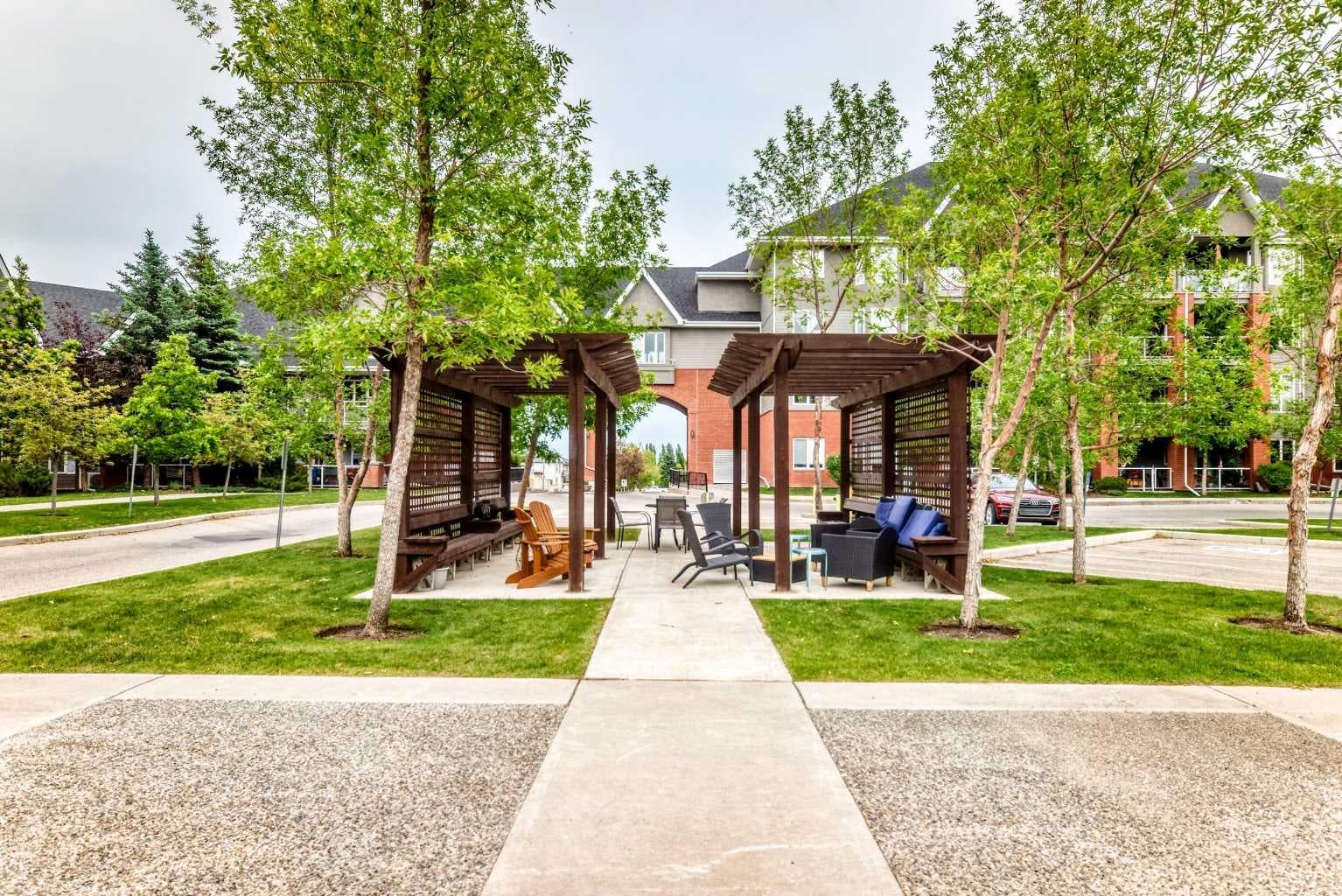 161, 15 Everstone Drive SW