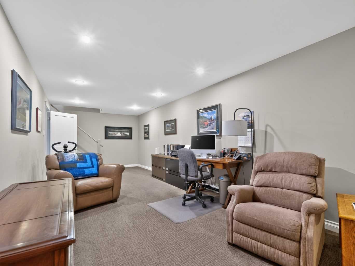 10723 Maplebend Drive SE