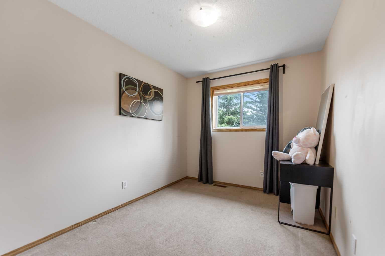 4 Millview Green SW