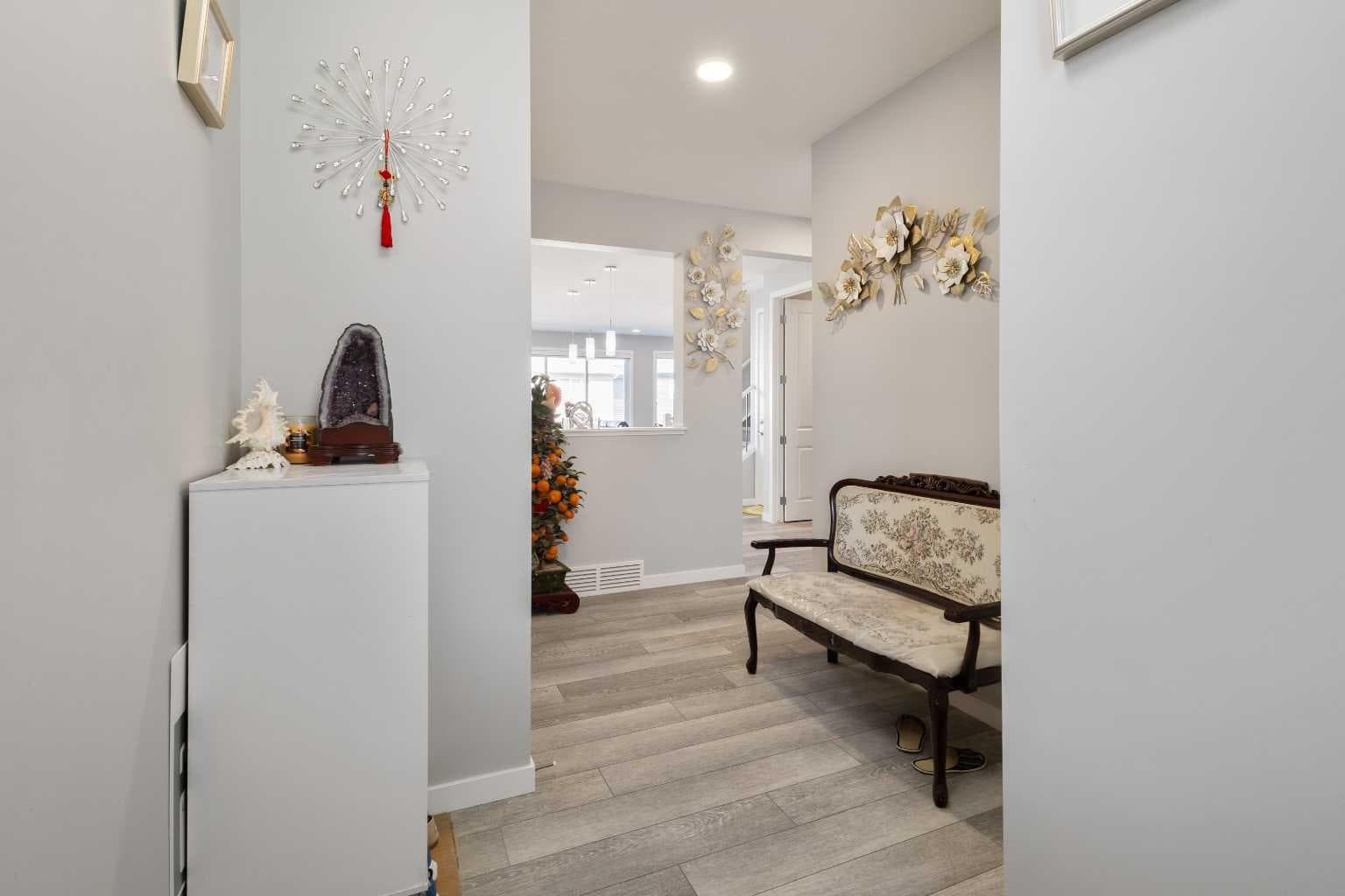 35 Lucas Passage NW