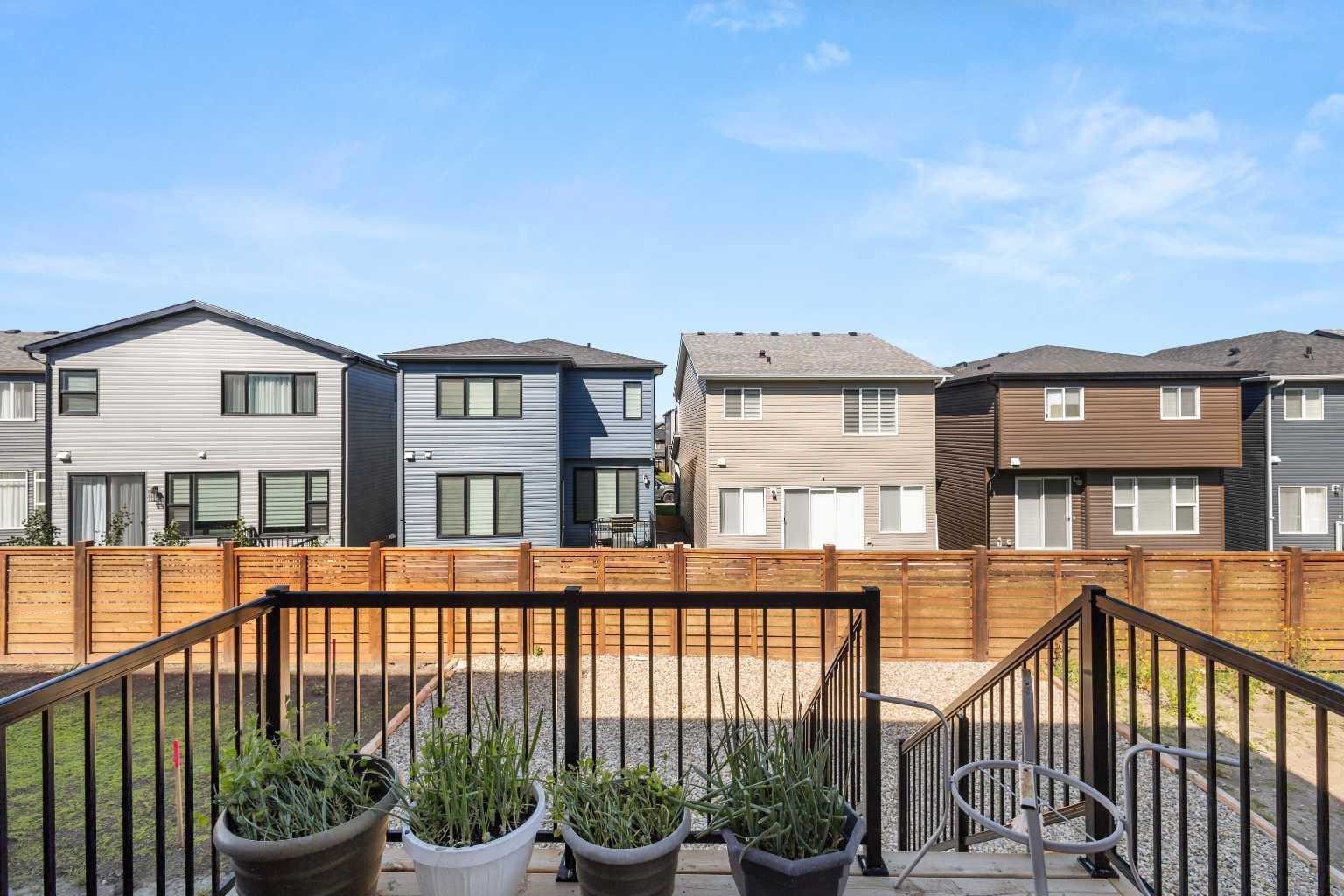 35 Lucas Passage NW