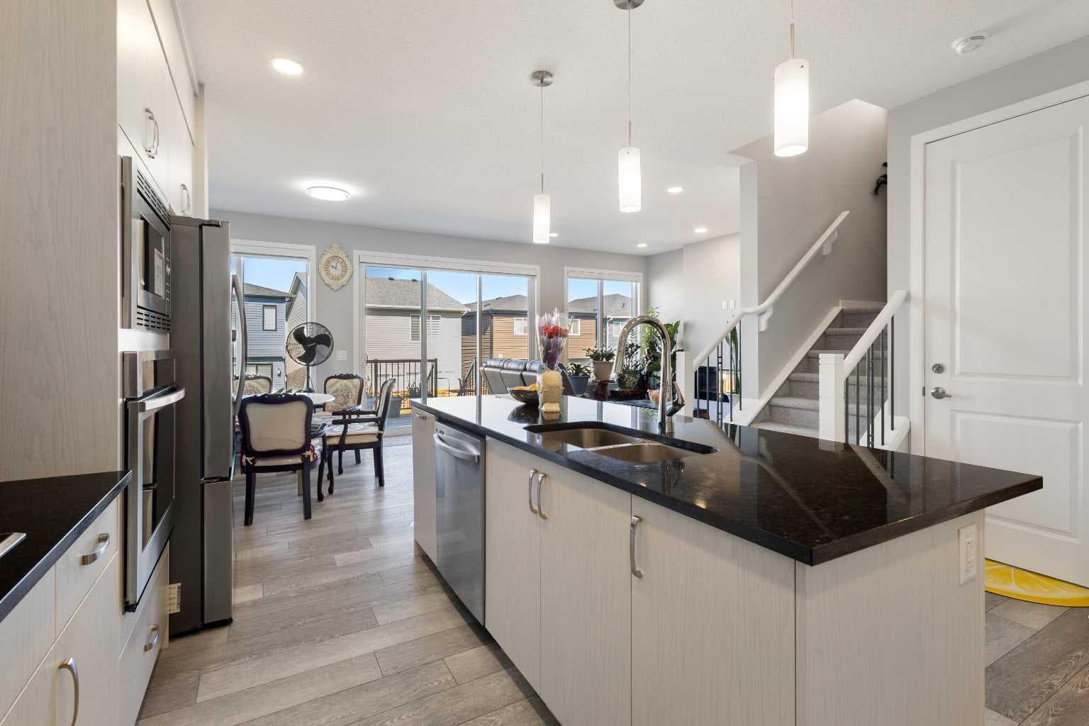 35 Lucas Passage NW