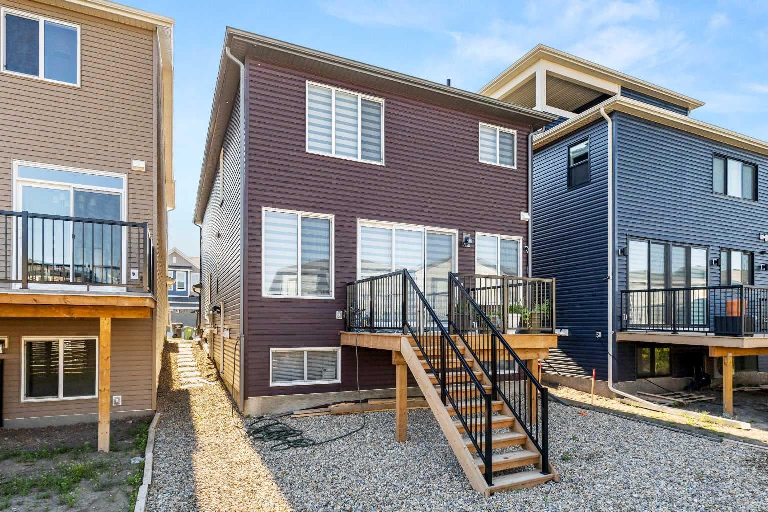 35 Lucas Passage NW