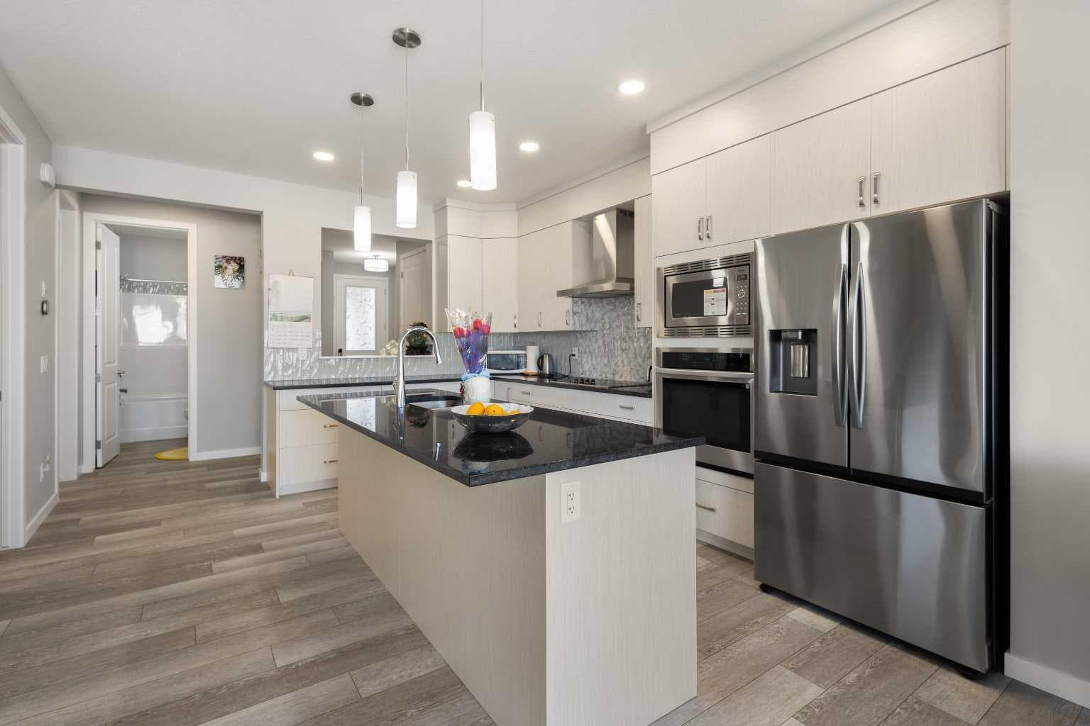 35 Lucas Passage NW