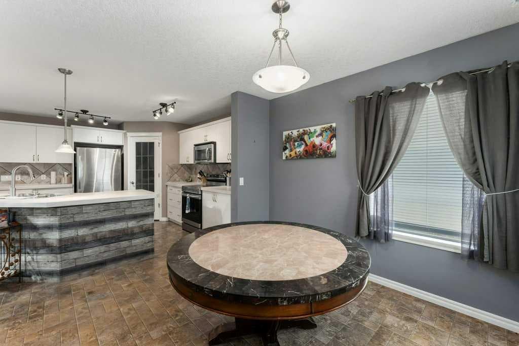 89 Cranarch Grove SE