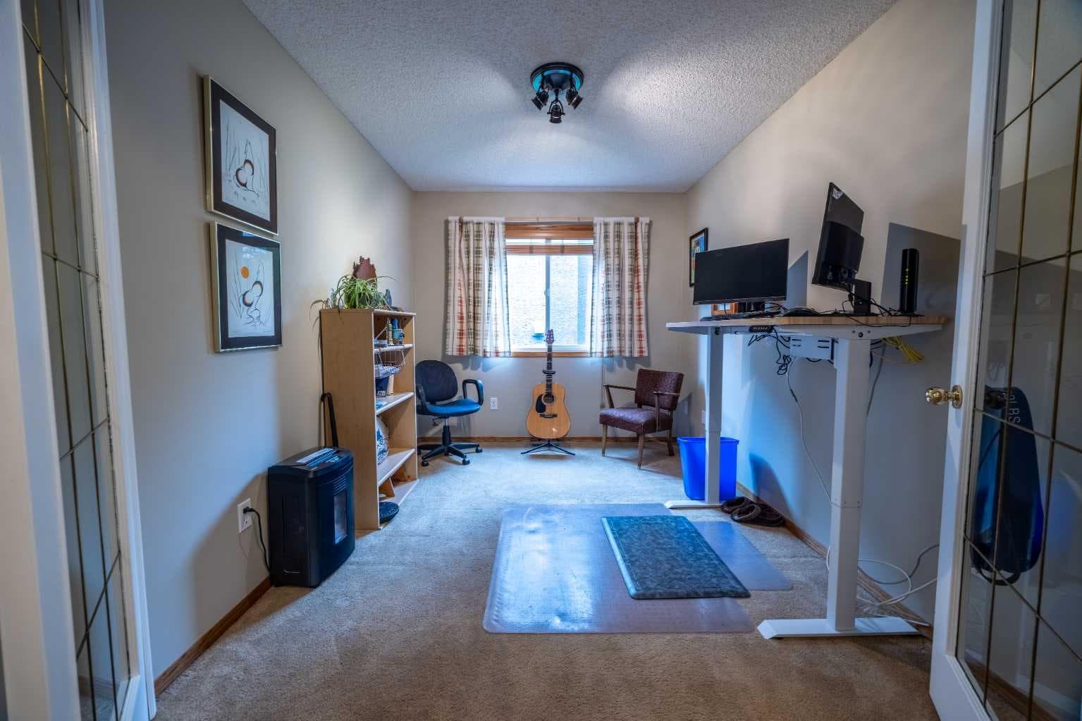 19 Mckenzie Lake Manor SE