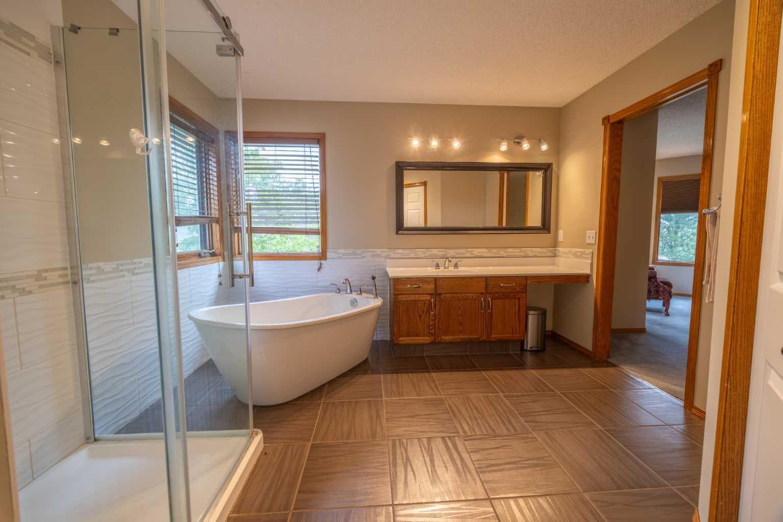 19 Mckenzie Lake Manor SE