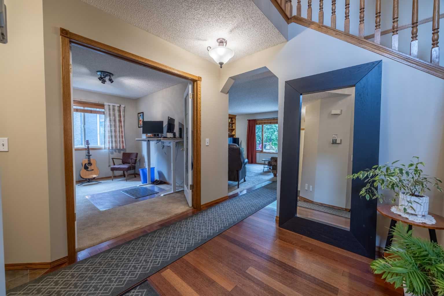 19 Mckenzie Lake Manor SE