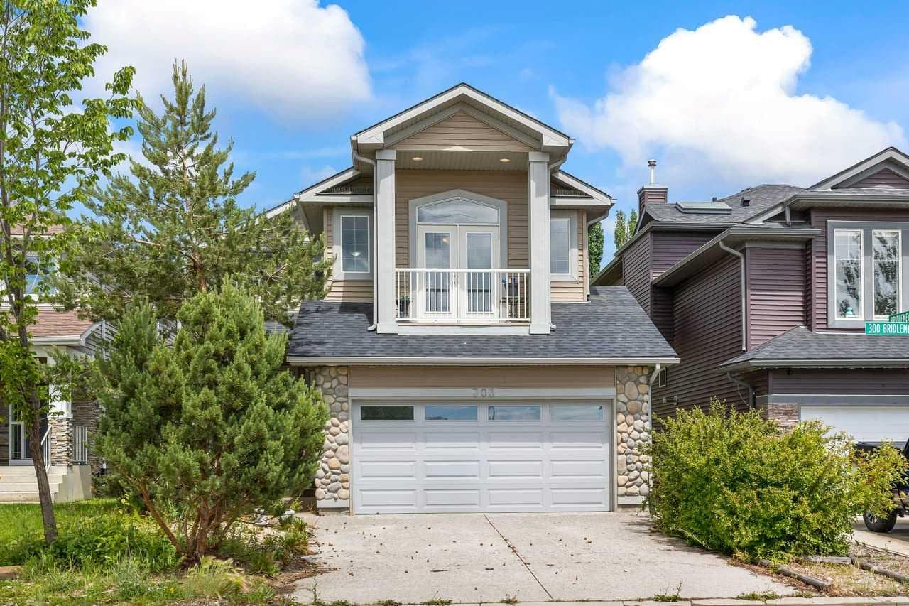 303 Bridlemeadows Common SW