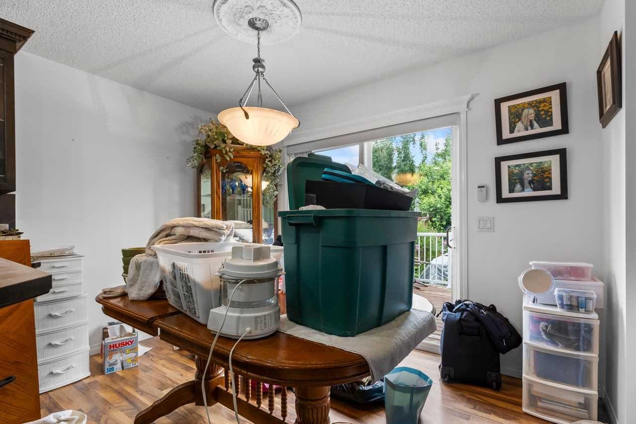 303 Bridlemeadows Common SW