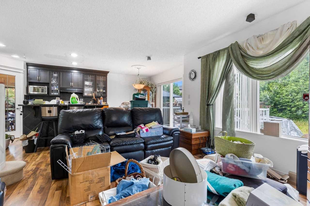 303 Bridlemeadows Common SW