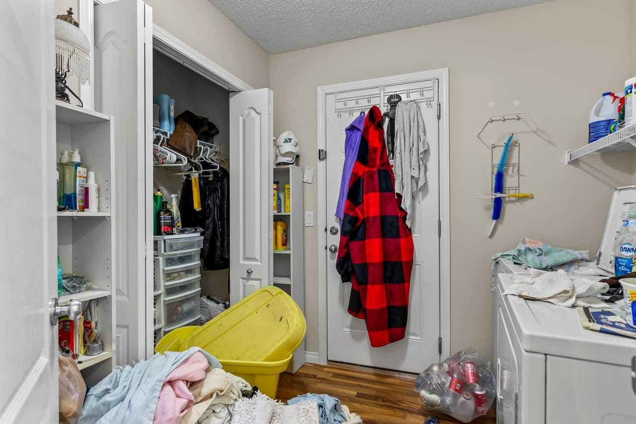 303 Bridlemeadows Common SW