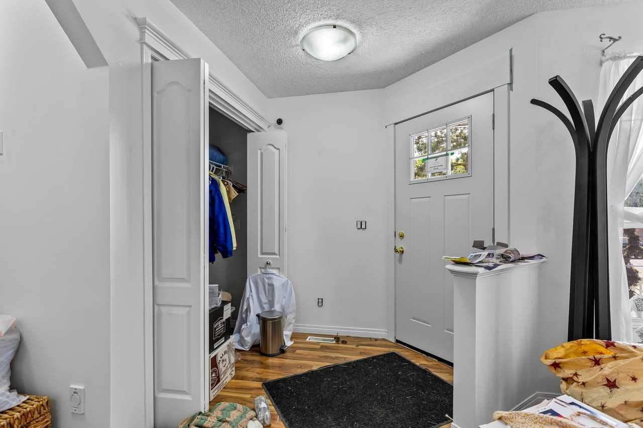 303 Bridlemeadows Common SW