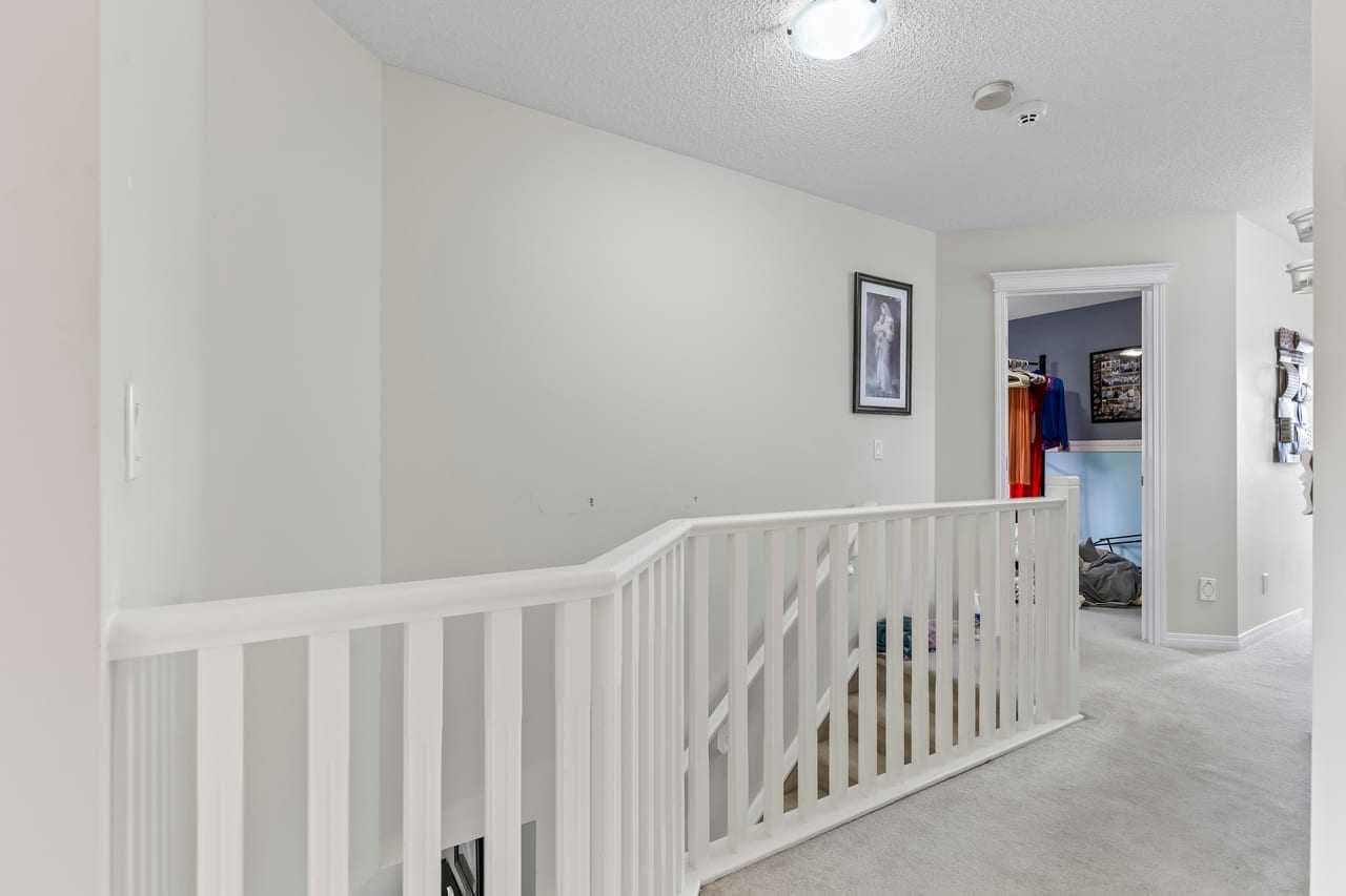 303 Bridlemeadows Common SW