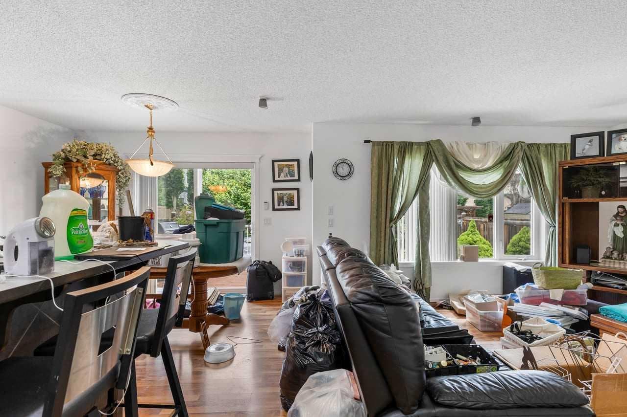 303 Bridlemeadows Common SW