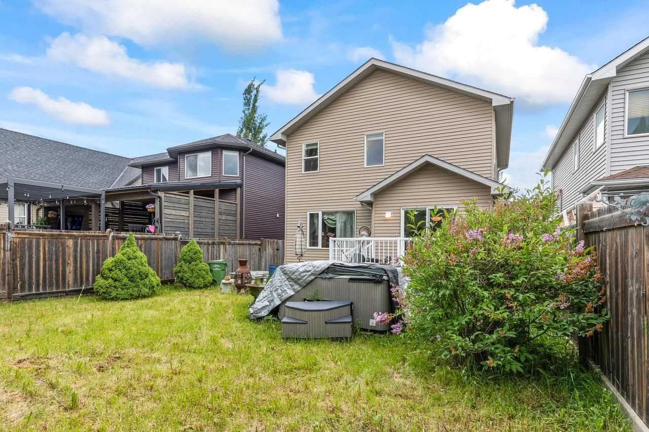 303 Bridlemeadows Common SW