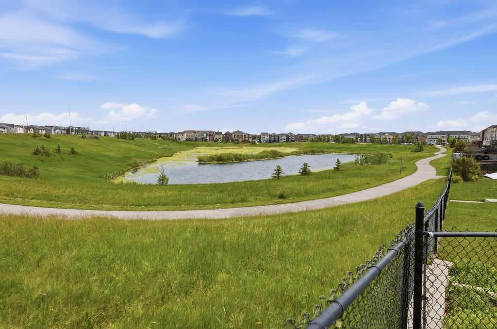 205 Cityscape Gardens NE