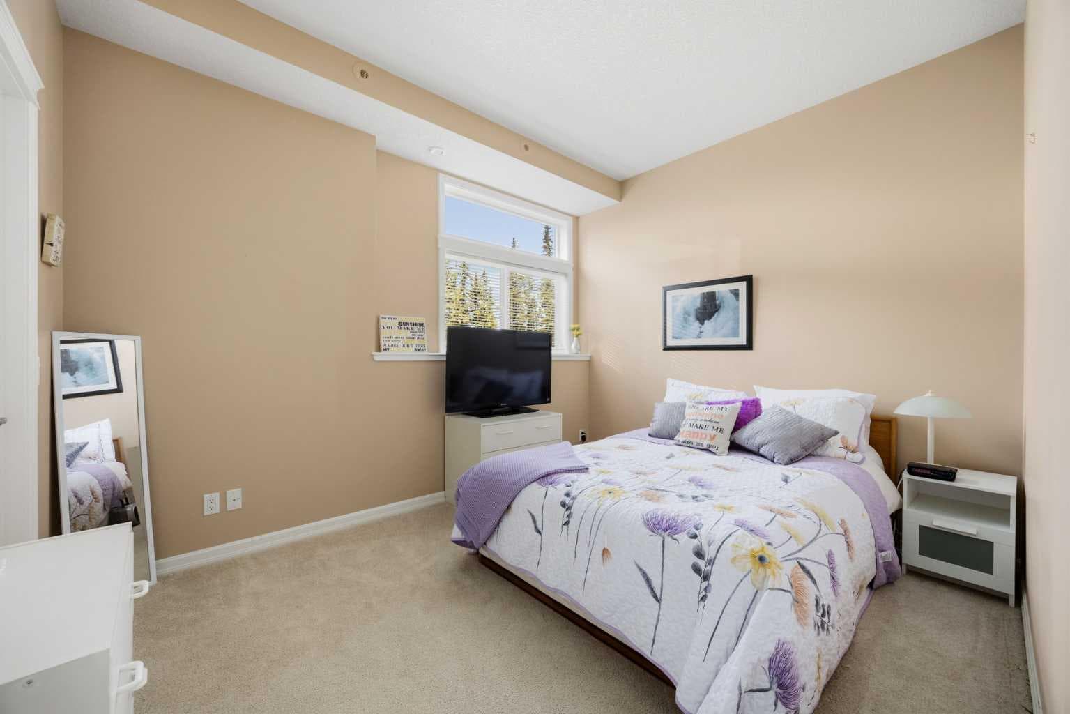 192, 192 Crawford Drive 