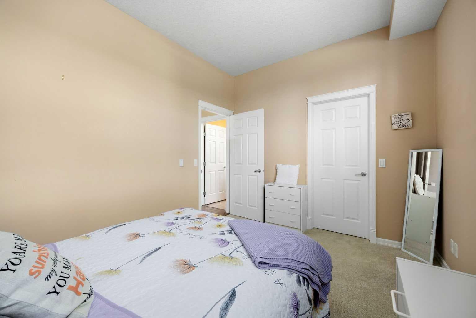 192, 192 Crawford Drive 