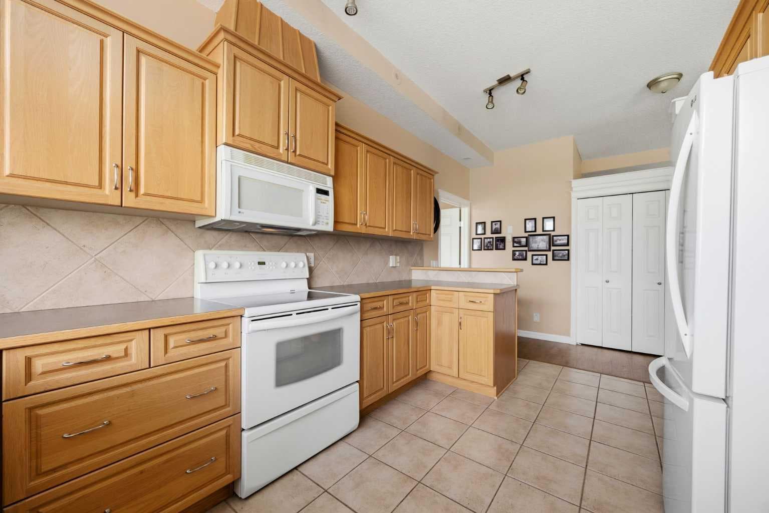192, 192 Crawford Drive 