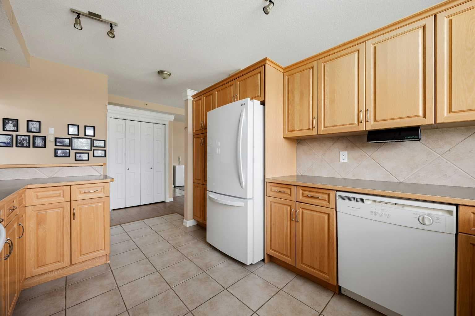 192, 192 Crawford Drive 