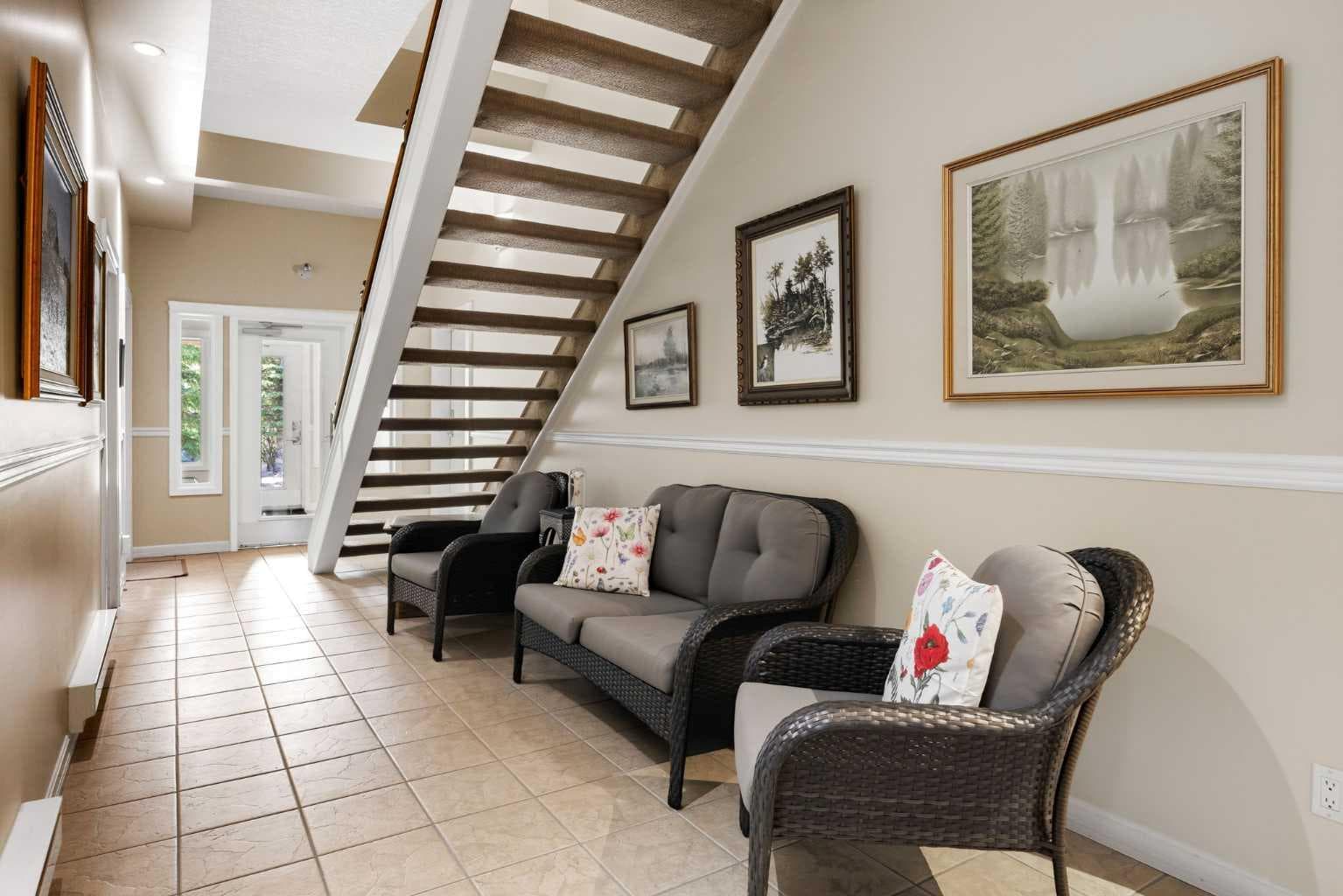 192, 192 Crawford Drive 