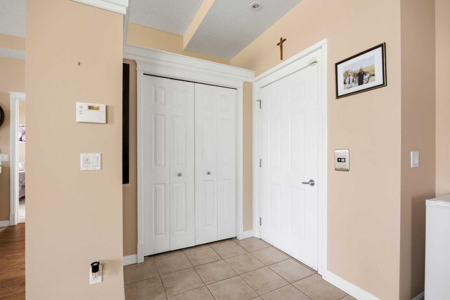 192, 192 Crawford Drive 
