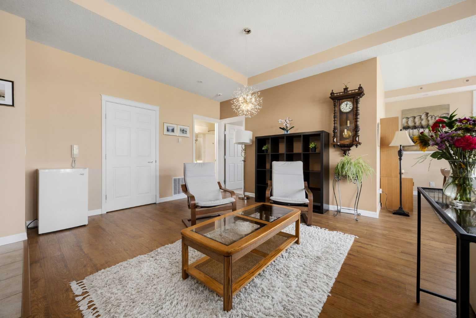 192, 192 Crawford Drive 