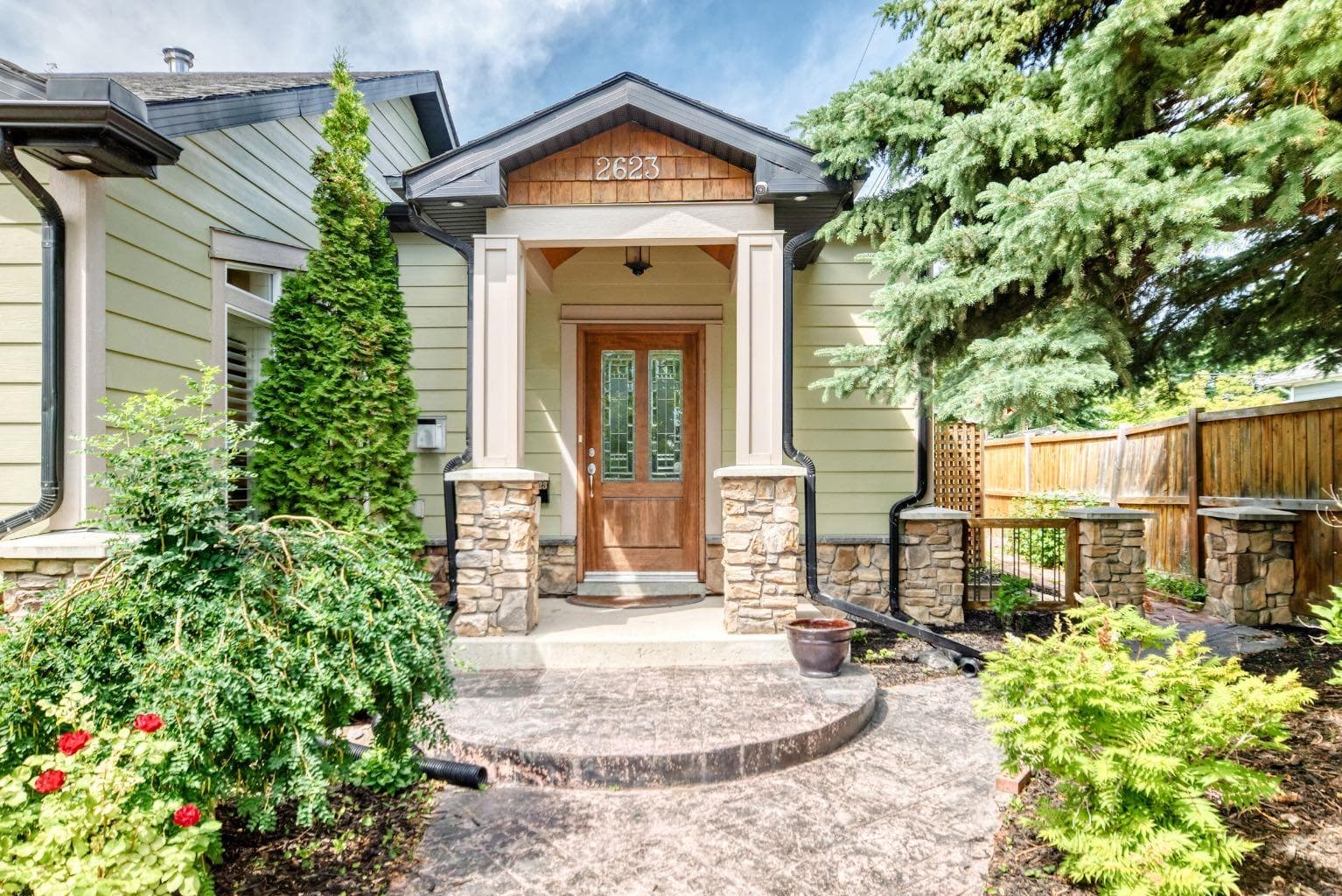 2623 Glenmount Drive SW