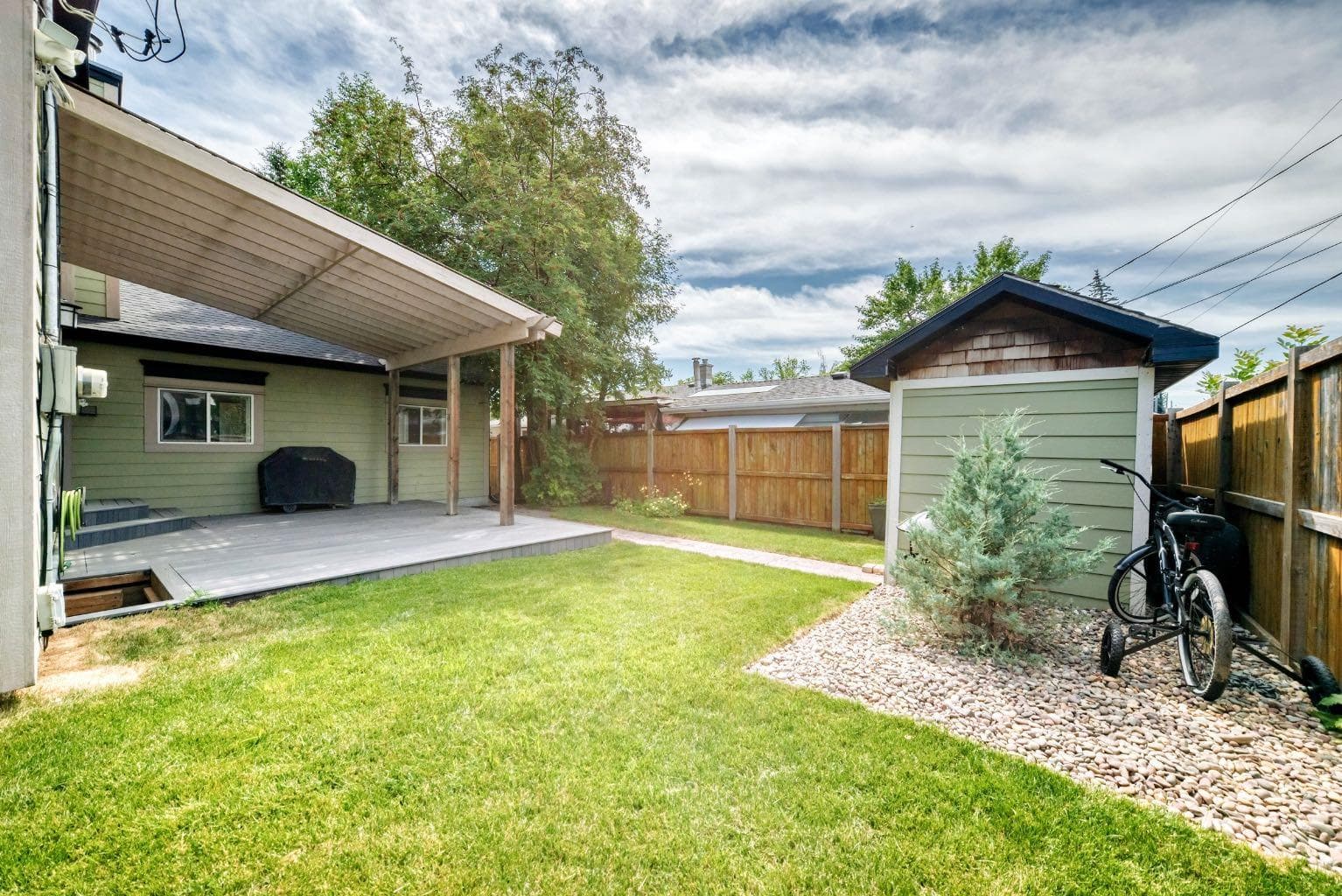 2623 Glenmount Drive SW