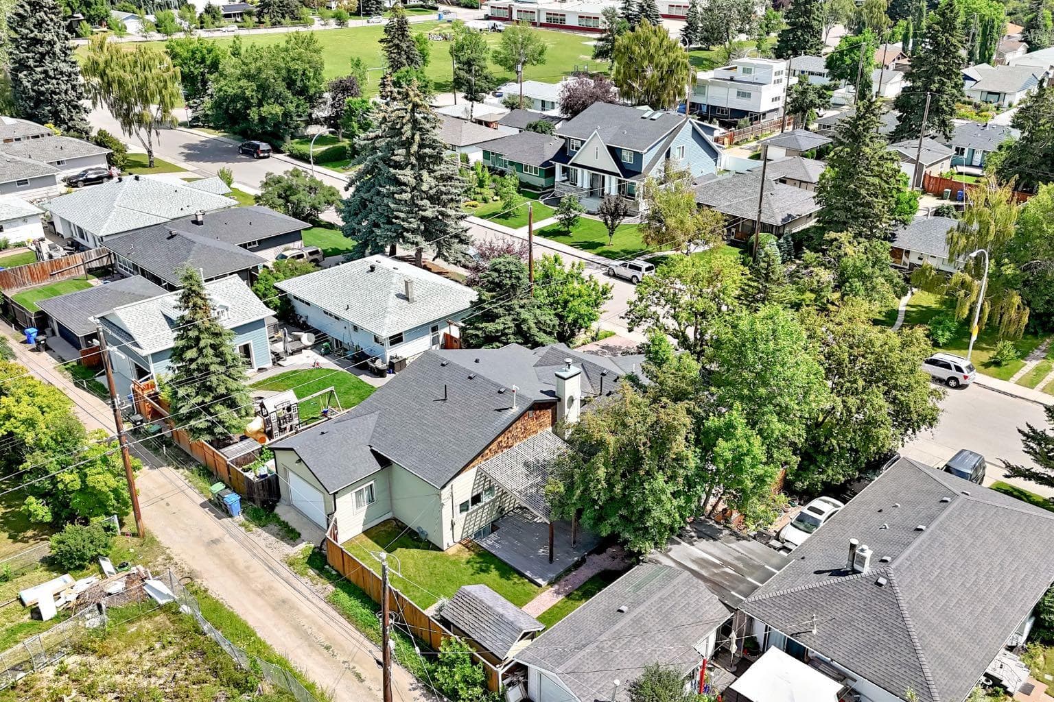 2623 Glenmount Drive SW