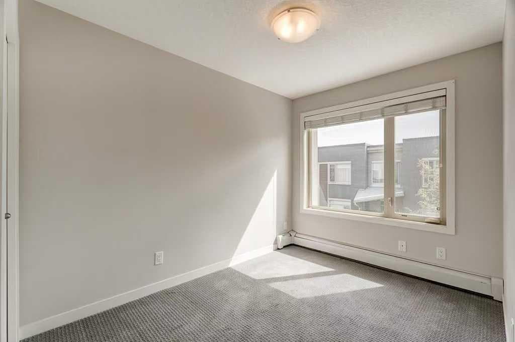 216, 10 Westpark Link SW