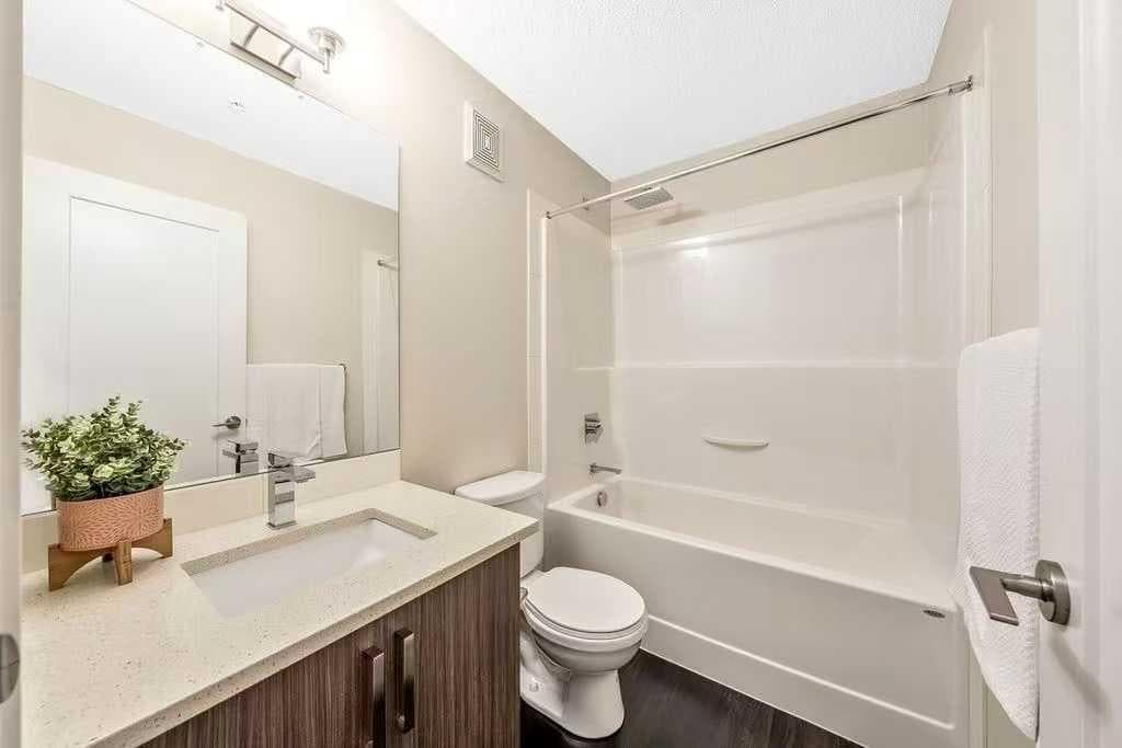 216, 10 Westpark Link SW