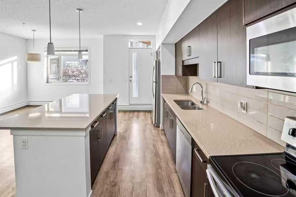 216, 10 Westpark Link SW
