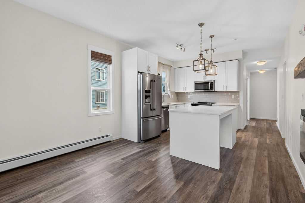 1104, 298 Sage Meadows Park NW