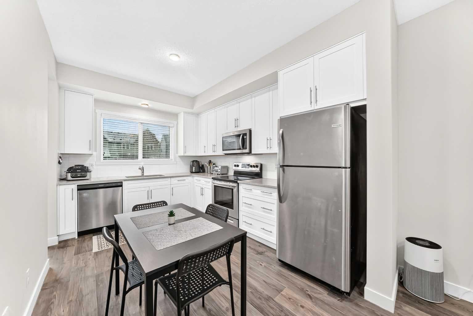 112 Carrington Boulevard NW