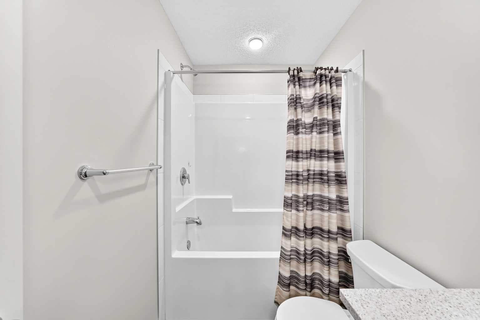 112 Carrington Boulevard NW