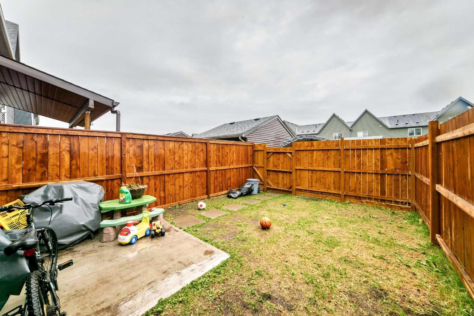 112 Carrington Boulevard NW